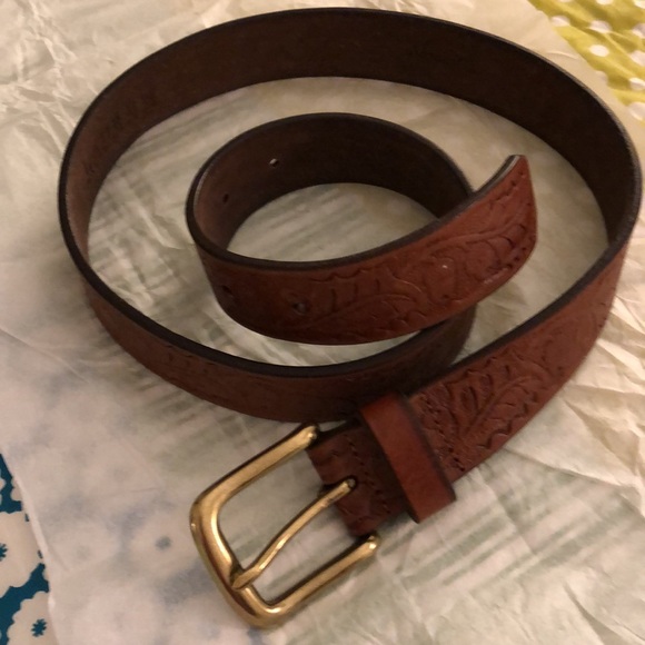 Lauren Ralph Lauren brown etched genuine leather belt in size S, 1” width - Picture 2 of 5